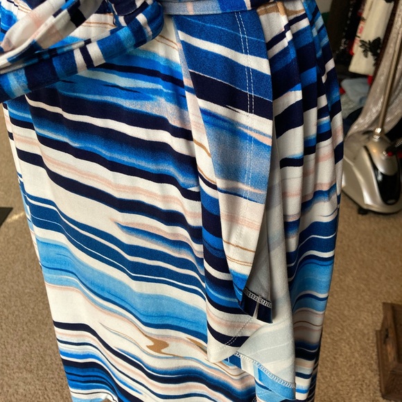 NWT: WHBM Striped Blue and White V-Neck Dress with tie belt and flutter sleeves - Picture 10 of 16